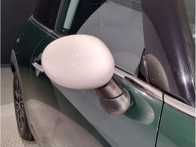 BMW MINI COOPER D 2017 Image 31