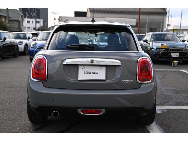 BMW MINI COOPER 5DOO 2017 Image 31