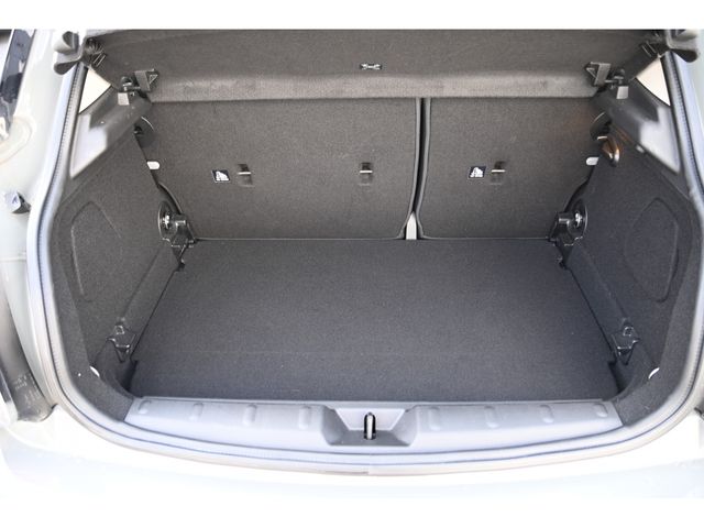 BMW MINI COOPER 5DOO 2017 Image 31