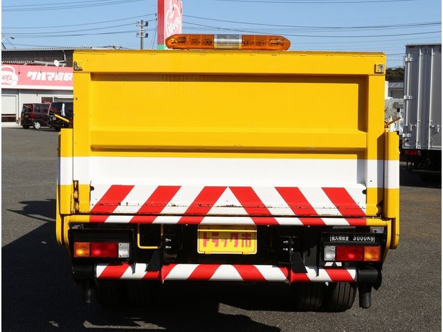 MITSUBISHI CANTER 2015 Image 31