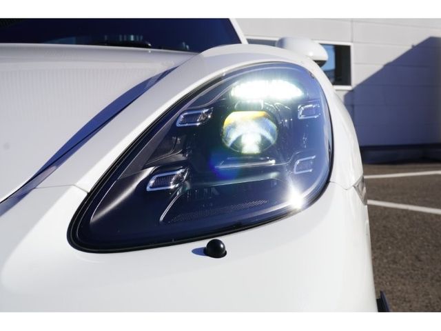 PORSCHE 718CAYMAN 2020 Image 31