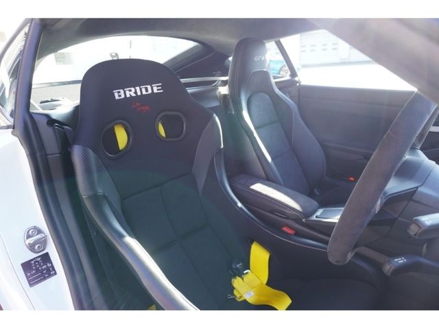 PORSCHE 718CAYMAN 2020 Image 31