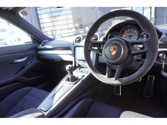 PORSCHE 718CAYMAN 2020 Image 31