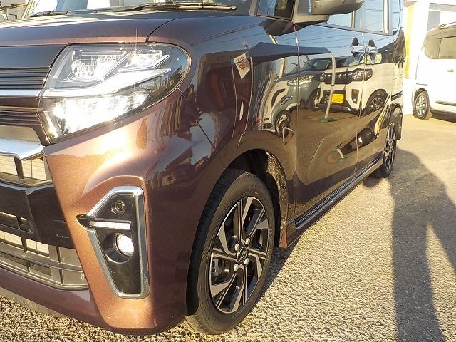 DAIHATSU TANTO CUSTOM 2022 Image 31