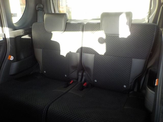 DAIHATSU TANTO CUSTOM 2022 Image 31