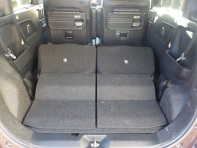 DAIHATSU TANTO CUSTOM 2022 Image 31