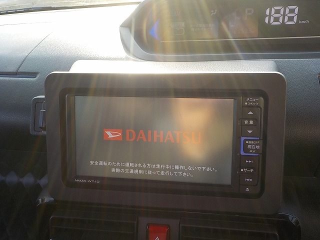 DAIHATSU TANTO CUSTOM 2022 Image 31