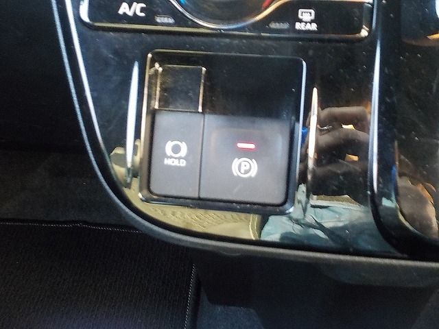 DAIHATSU TANTO CUSTOM 2022 Image 31