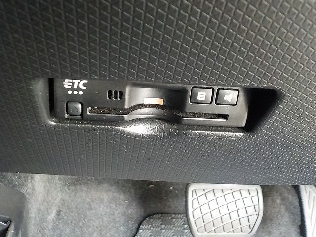 DAIHATSU TANTO CUSTOM 2022 Image 31