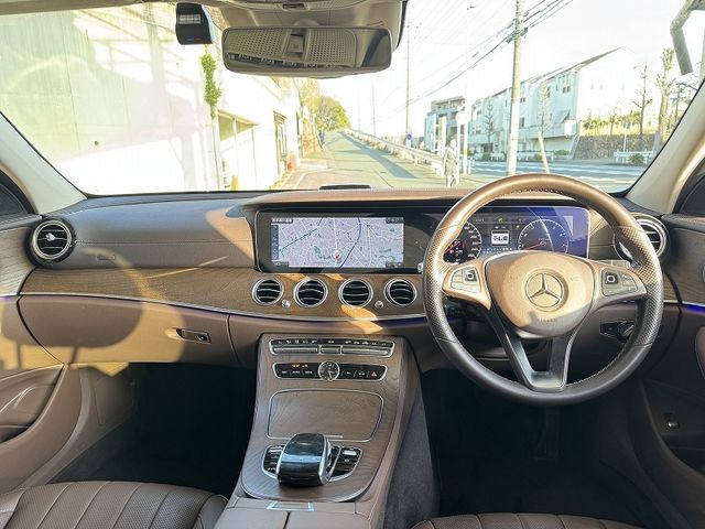 MERCEDES BENZ E CLAS 2018 Image 31