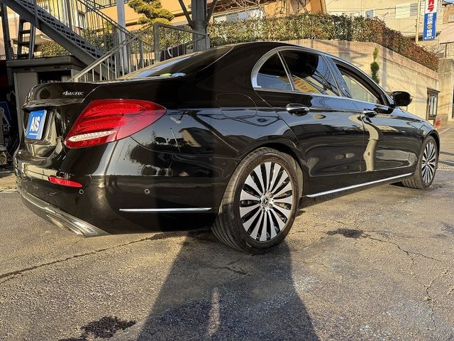 MERCEDES BENZ E CLAS 2018 Image 31