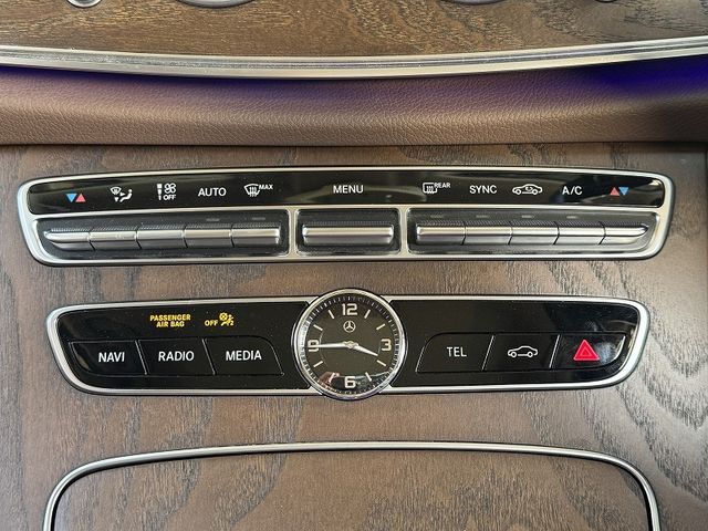 MERCEDES BENZ E CLAS 2018 Image 31