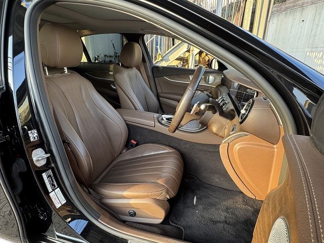 MERCEDES BENZ E CLAS 2018 Image 31