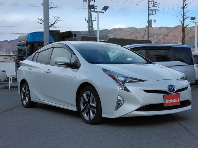 TOYOTA PRIUS 2016 Image 31