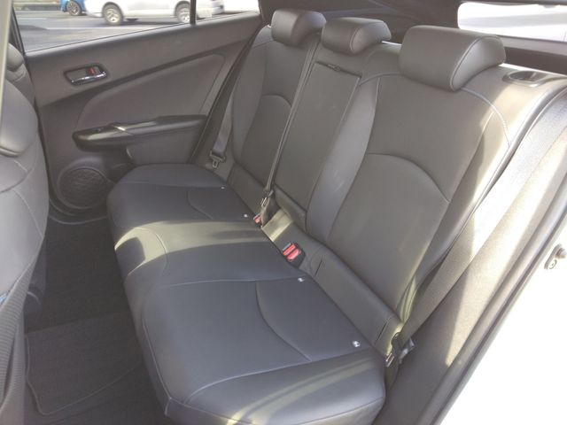 TOYOTA PRIUS 2016 Image 31