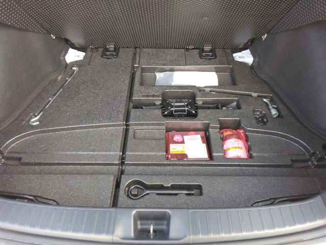 TOYOTA PRIUS 2016 Image 31