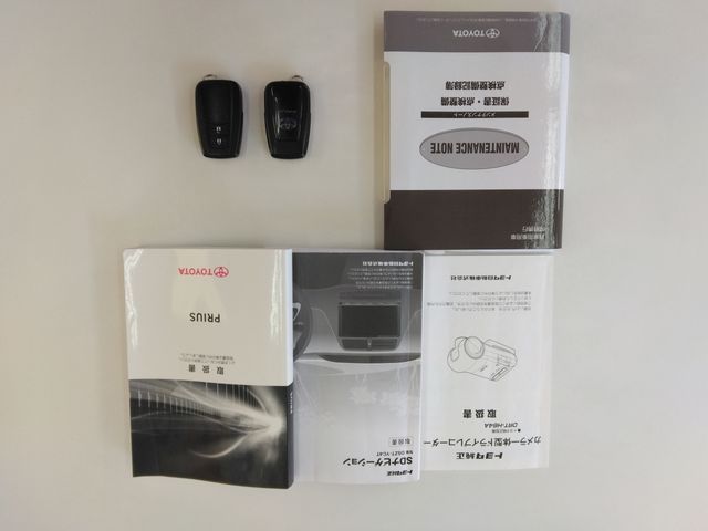 TOYOTA PRIUS 2016 Image 31