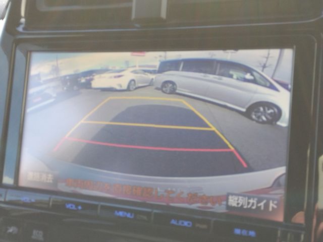 TOYOTA PRIUS 2016 Image 31