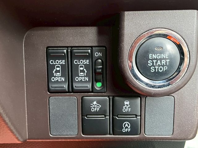 TOYOTA TANK 2017 Image 31