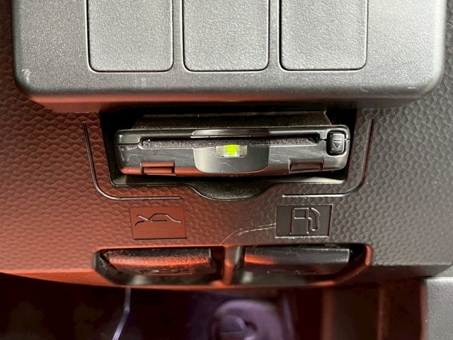 TOYOTA TANK 2017 Image 31