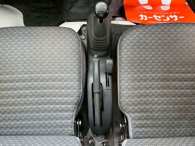 DAIHATSU HIJET TRUCK 4WD 2012 Image 31