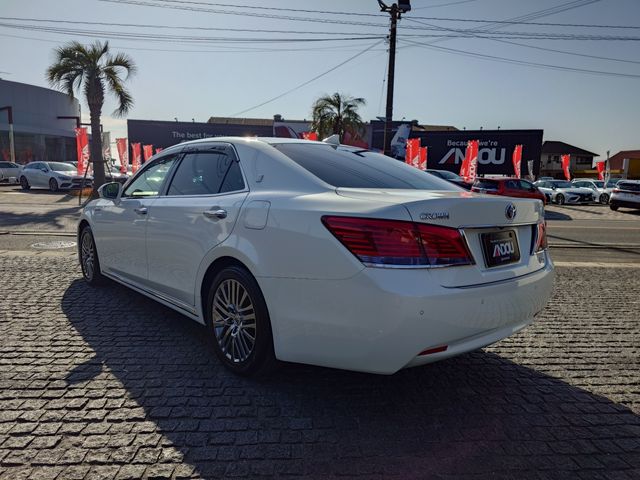 TOYOTA CROWN MAJESTA HYBRID 2016 Image 31