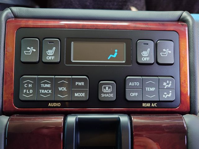 TOYOTA CROWN MAJESTA HYBRID 2016 Image 31