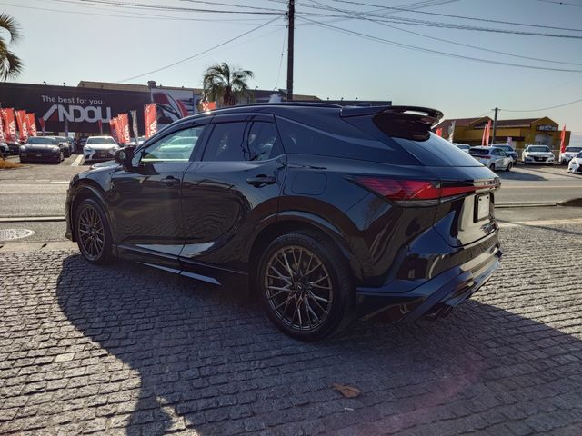 TOYOTA LEXUS RX500H 2023 Image 31