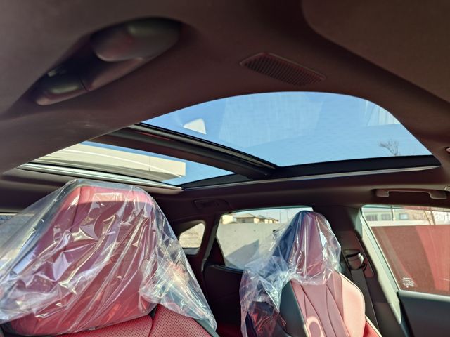 TOYOTA LEXUS RX500H 2023 Image 31