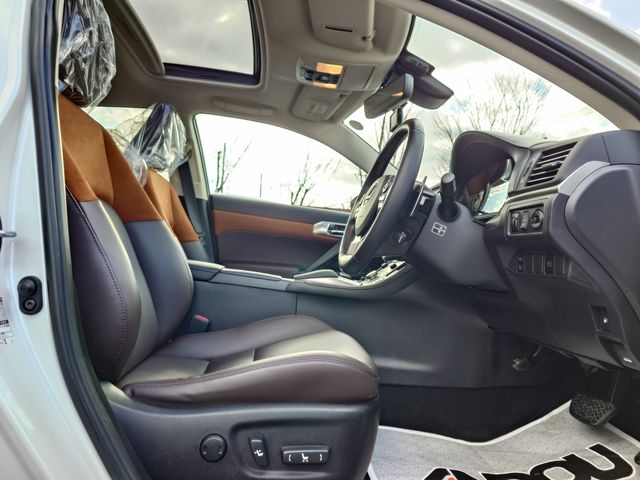 TOYOTA LEXUS CT200H 2019 Image 31