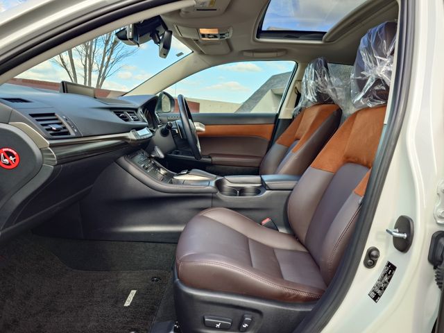 TOYOTA LEXUS CT200H 2019 Image 31