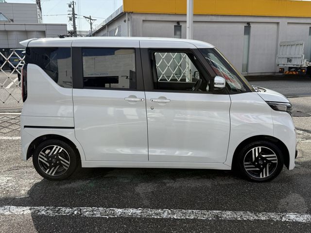 NISSAN ROOX 2023 Image 31