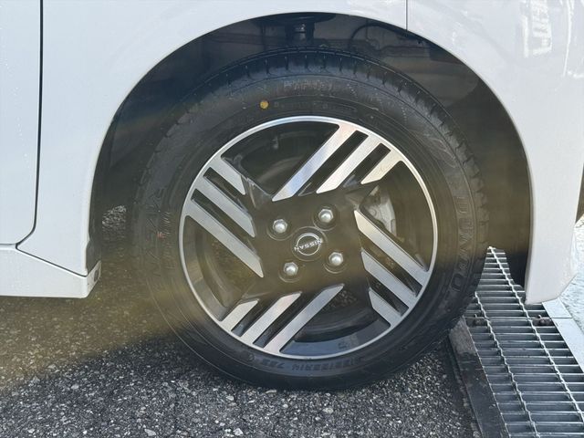 NISSAN ROOX 2023 Image 31