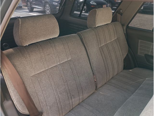 NISSAN CEDRIC WAGON 1997 Image 31