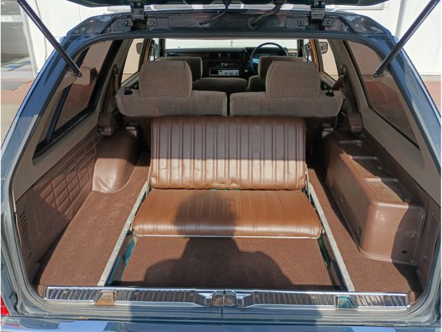 NISSAN CEDRIC WAGON 1997 Image 31