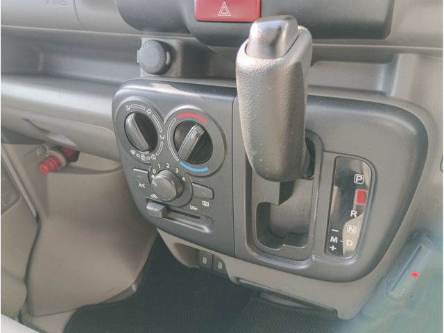 NISSAN NV100 CLIPPER 2021 Image 31