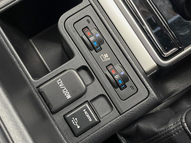 TOYOTA LANDCRUISER PRADO 2022 Image 31