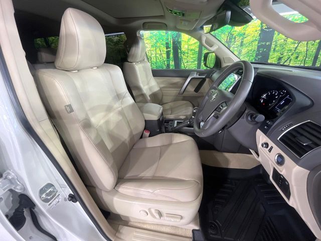 TOYOTA LANDCRUISER PRADO 2023 Image 31