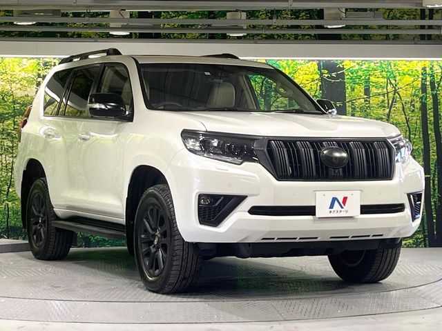 TOYOTA LANDCRUISER PRADO 2023 Image 31