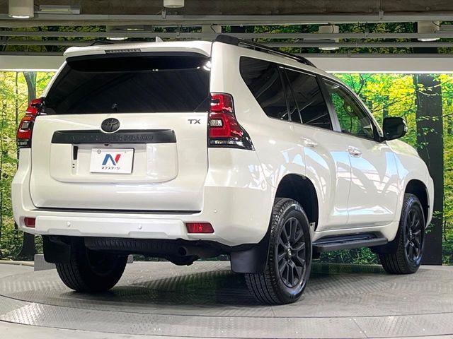TOYOTA LANDCRUISER PRADO 2023 Image 31