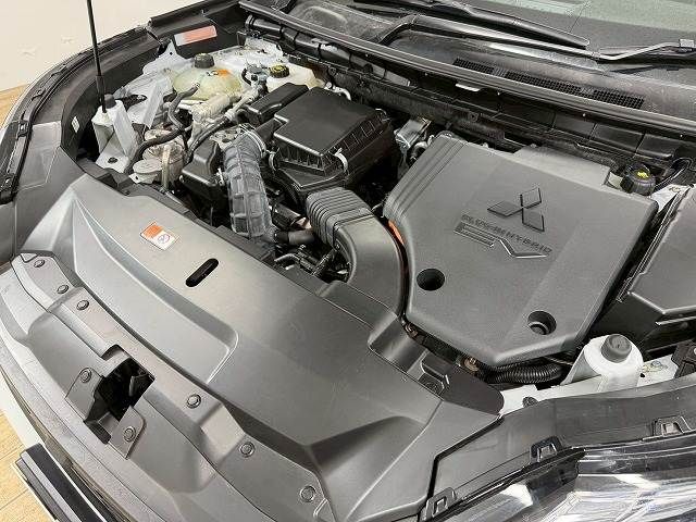 MITSUBISHI OUTLANDER PHEV 2022 Image 31