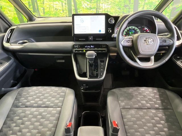 TOYOTA VOXY 2023 Image 31