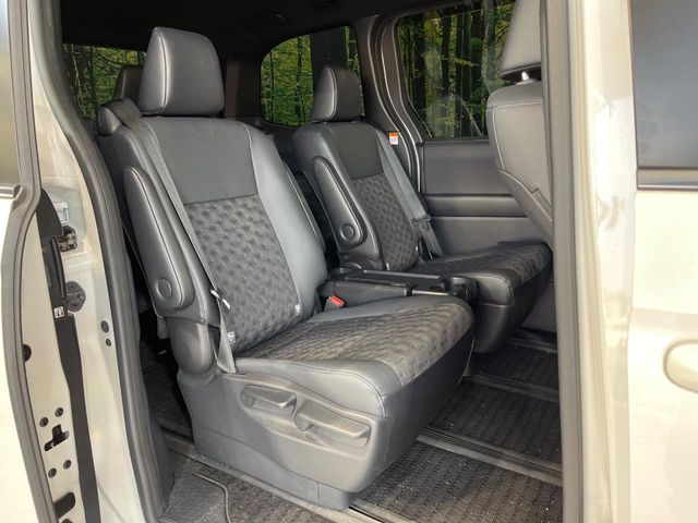 TOYOTA VOXY 2023 Image 31