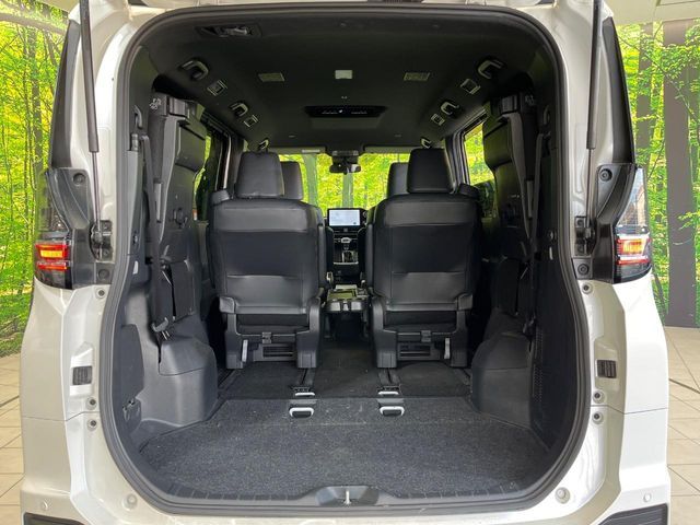 TOYOTA VOXY 2023 Image 31