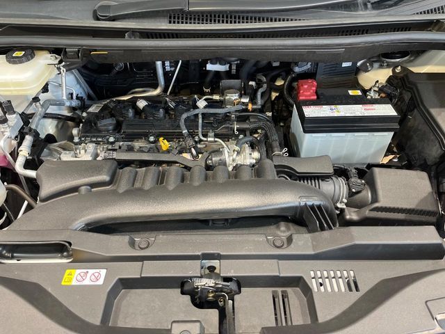 TOYOTA VOXY 2023 Image 31