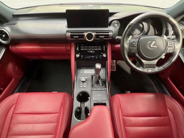 TOYOTA LEXUS IS300 2021 Image 31