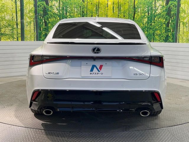 TOYOTA LEXUS IS300 2021 Image 31