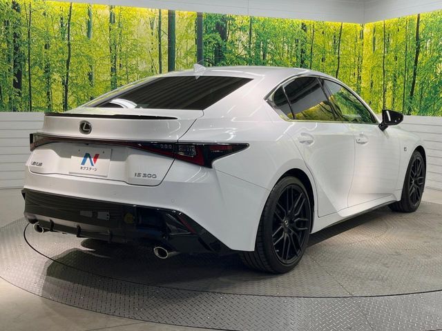 TOYOTA LEXUS IS300 2021 Image 31