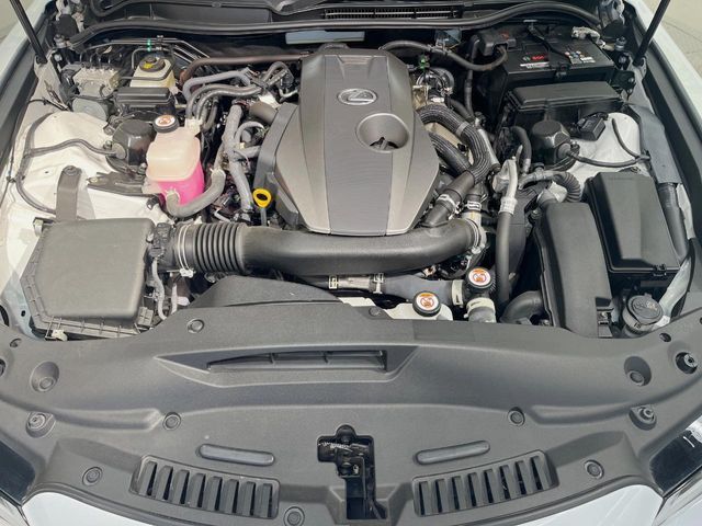 TOYOTA LEXUS IS300 2021 Image 31