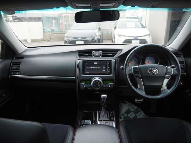 TOYOTA MARK X 2012 Image 31